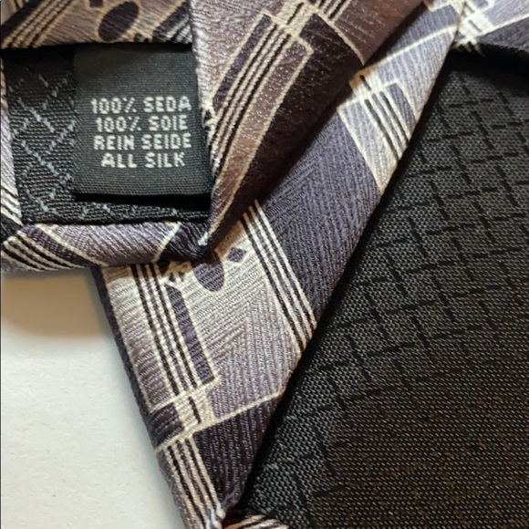 Milano grey black gray abstract print tie 100% silk - Picture 3 of 5